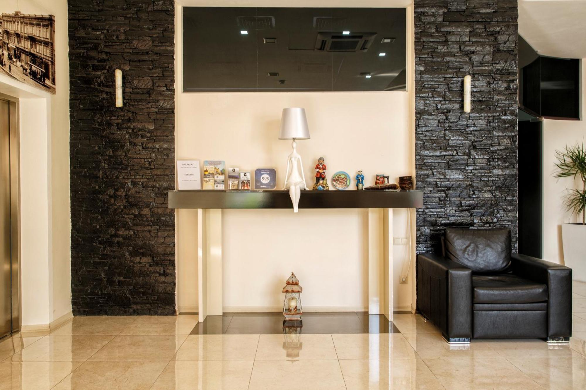 Hotel Gureli Tbilissi Extérieur photo