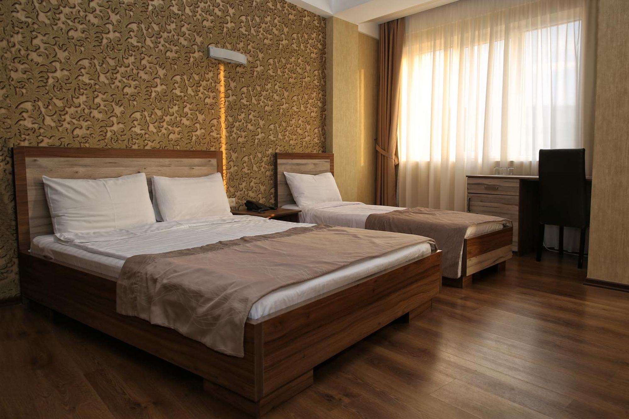 Hotel Gureli Tbilissi Extérieur photo