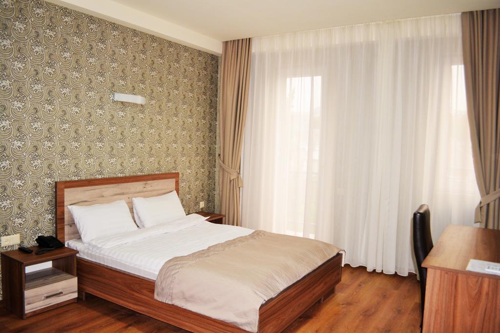 Hotel Gureli Tbilissi Extérieur photo