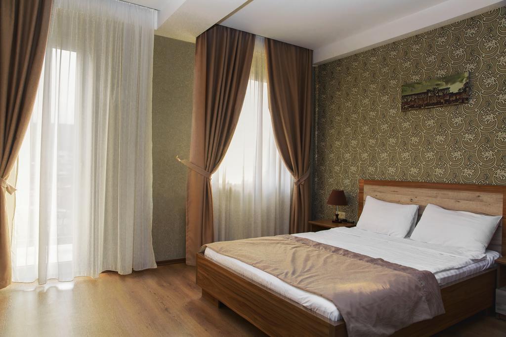 Hotel Gureli Tbilissi Extérieur photo