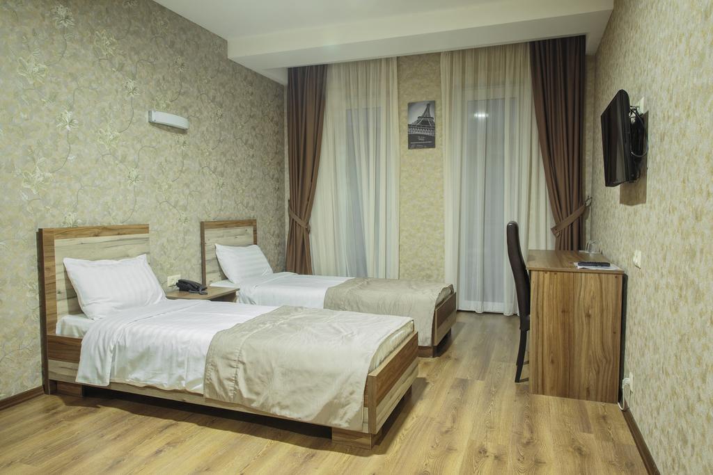 Hotel Gureli Tbilissi Extérieur photo